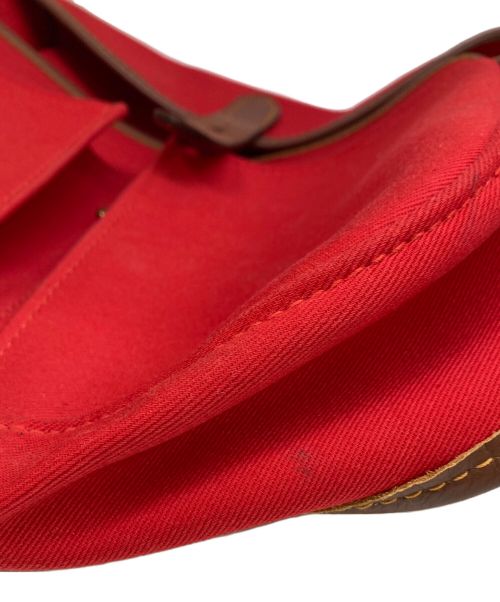 brady（ブレディ）brady (ブレディ) ショルダーバッグ STOUR レッドの古着・服飾アイテム