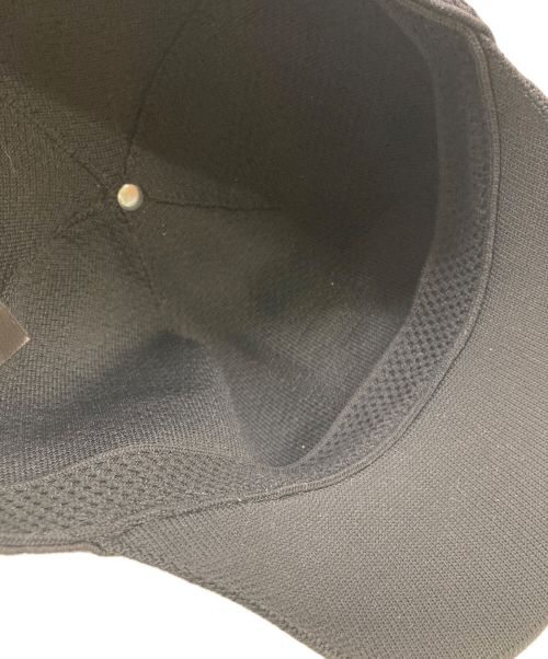 FENDI（フェンディ）FENDI (フェンディ) FFロゴベースボールキャップ ブラック サイズ:58.0cmの古着・服飾アイテム