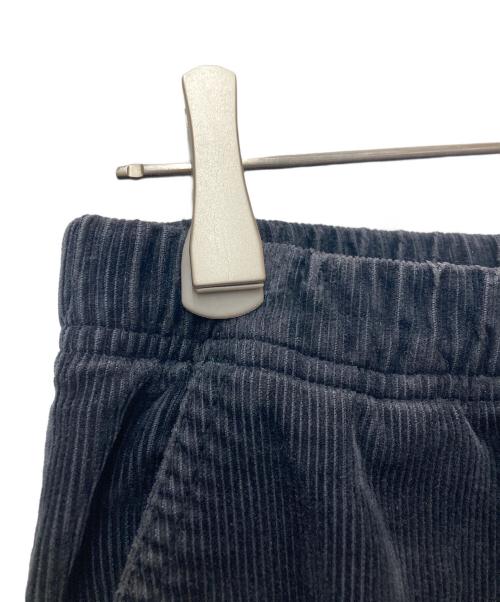 GRAMICCI（グラミチ）GRAMICCI (グラミチ) Corduroy 6Pocket Cargo Pants ブラック サイズ:ASIA Mの古着・服飾アイテム