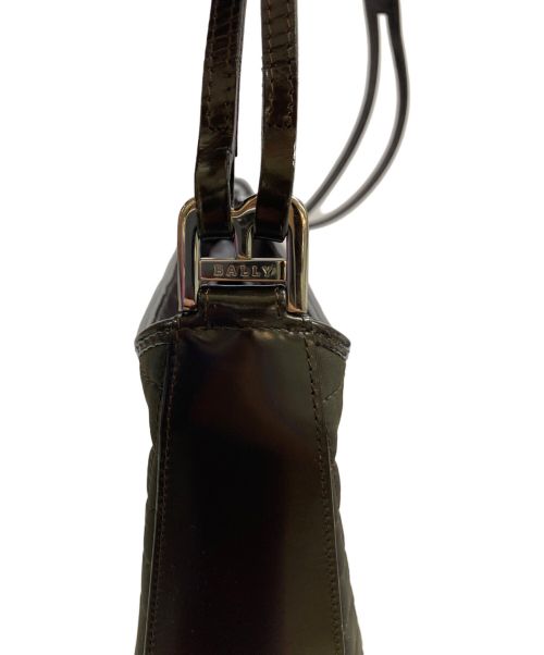 BALLY（バリー）BALLY (バリー) キルティングショルダーバッグ ブラウンの古着・服飾アイテム