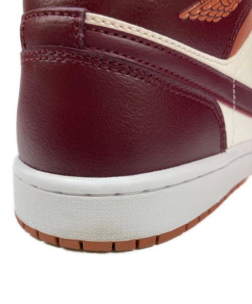 NIKE（ナイキ）NIKE (ナイキ) WMNS AIR JORDAN 1 MID ブラウン×ホワイト サイズ:US9.5の古着・服飾アイテム