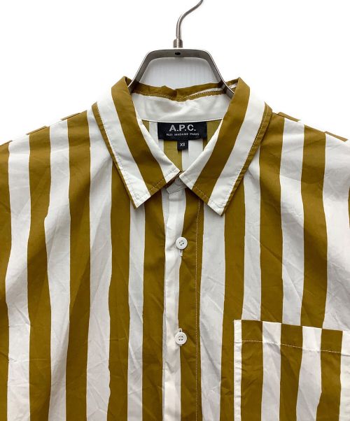 A.P.C.（アーペーセー）A.P.C. (アーペーセー) ストライプシャツ ホワイト×ブラウン サイズ:XSの古着・服飾アイテム