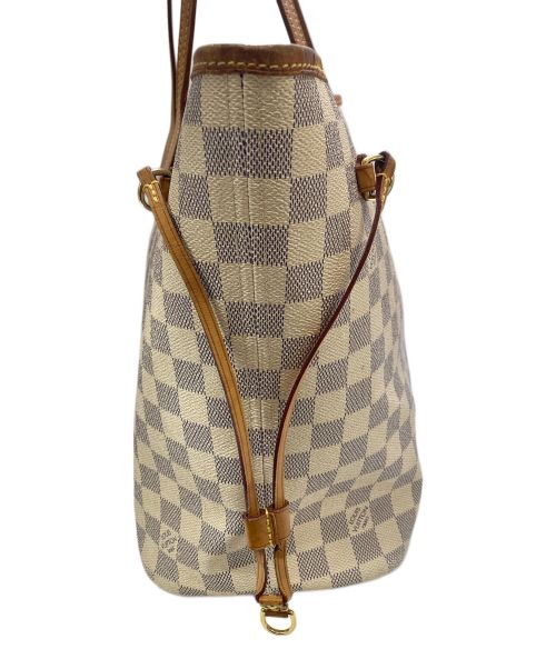 LOUIS VUITTON（ルイ ヴィトン）LOUIS VUITTON (ルイ ヴィトン) ダミエ・アズール ネヴァーフルMM ホワイト×ブラウンの古着・服飾アイテム