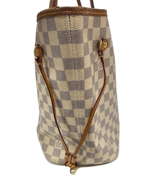 LOUIS VUITTON（ルイ ヴィトン）LOUIS VUITTON (ルイ ヴィトン) ダミエ・アズール ネヴァーフルMM ホワイト×ブラウンの古着・服飾アイテム