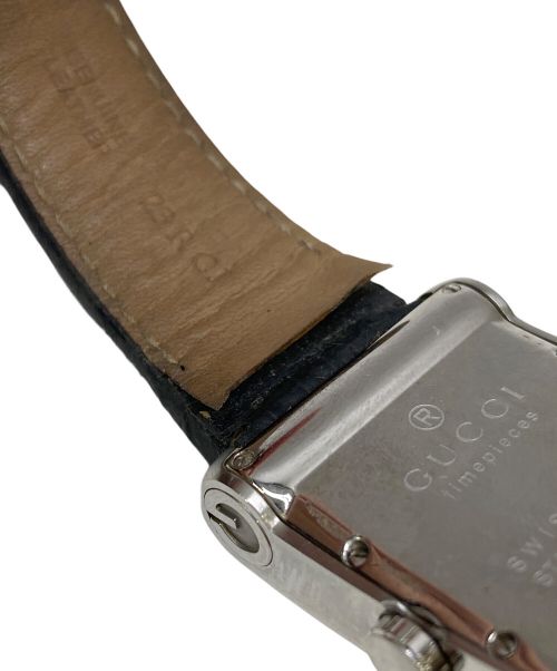 GUCCI（グッチ）GUCCI (グッチ) 腕時計 スクエアレクタンギュラー ブラックの古着・服飾アイテム