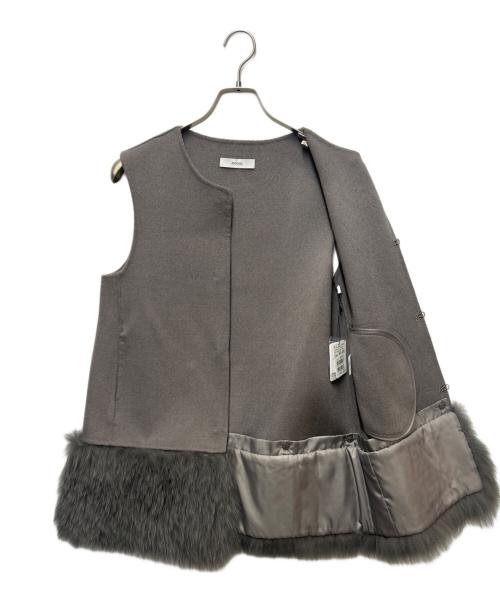 FENNEL（フェンネル）FENNEL (フェンネル) フォックスファーベスト グレージュ サイズ:9 未使用品の古着・服飾アイテム