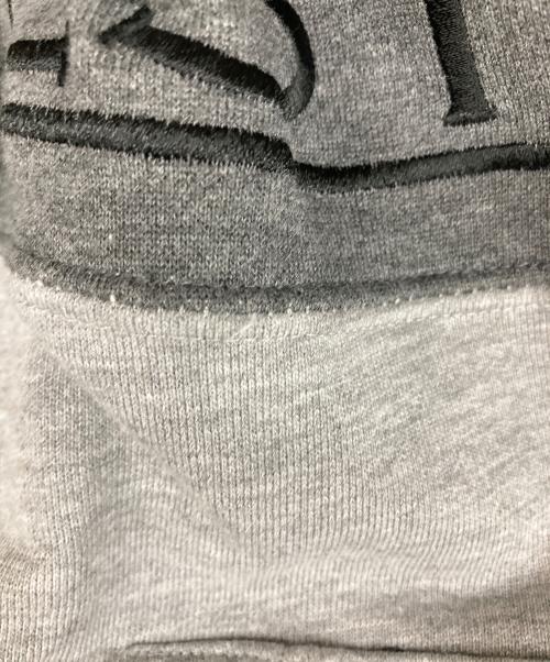 SIR BENNI MILES（サーベニマイルス）SIR BENNI MILES (サーベニマイルス) ロゴ刺繍ジップパーカー ブラック×グレー サイズ:Mの古着・服飾アイテム