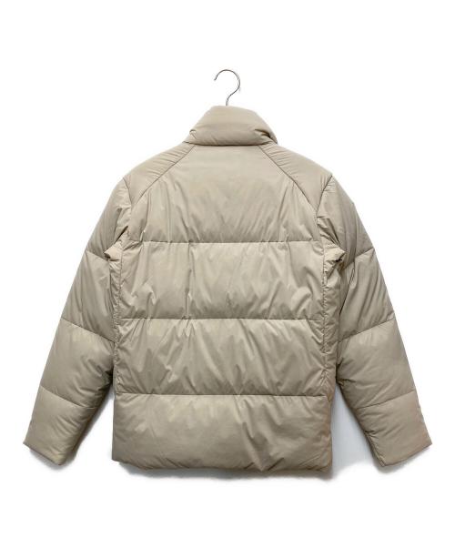 ARC'TERYX VEILANCE（アークテリクスヴェイランス）ARC'TERYX VEILANCE (アークテリクス ヴェイランス) CONDUIT DOWN JACKET M ベージュ サイズ:S/Pの古着・服飾アイテム
