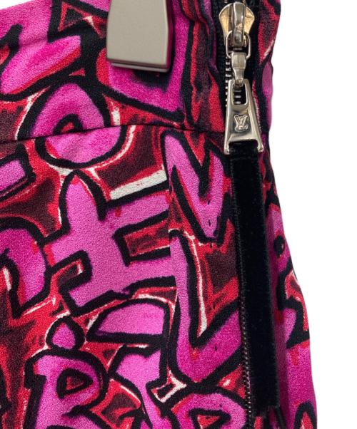 LOUIS VUITTON（ルイ ヴィトン）LOUIS VUITTON (ルイ ヴィトン) Graffiti Box Pleats Skirt ピンク サイズ:34の古着・服飾アイテム