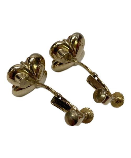 ANTEPRIMA（アンテプリマ）ANTEPRIMA (アンテプリマ) クローバーモチーフイヤリング ゴールドカラーの古着・服飾アイテム