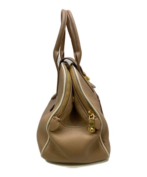 MIU MIU（ミュウミュウ）MIU MIU (ミュウミュウ) レザーハンドバッグ ベージュの古着・服飾アイテム