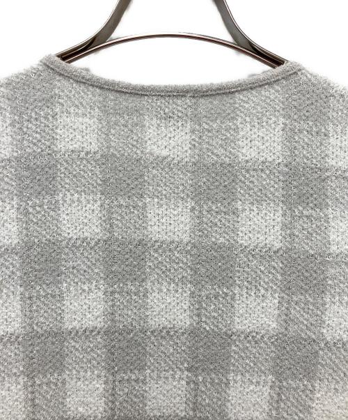 ARMANI COLLEZIONI（アルマーニ コレツィオーニ）ARMANI COLLEZIONI (アルマーニ コレツィオーニ) カーディガン ホワイト×グレー サイズ:SIZE 42の古着・服飾アイテム