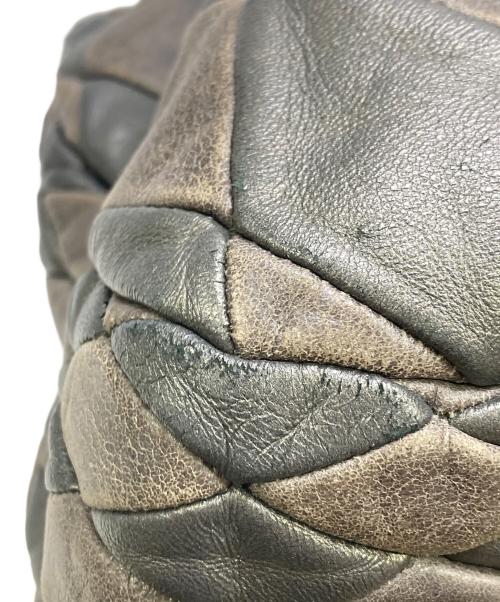 MIU MIU（ミュウミュウ）MIU MIU (ミュウミュウ) 2WAYキルティングレザーバッグ グレーの古着・服飾アイテム