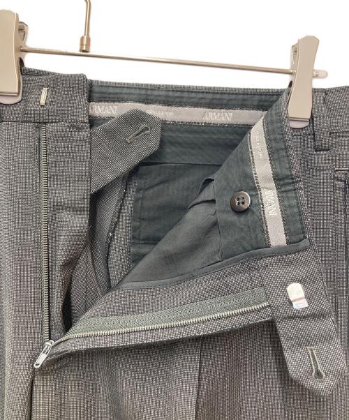 ARMANI COLLEZIONI（アルマーニ コレツィオーニ）ARMANI COLLEZIONI (アルマーニ コレツィオーニ) 3Bセットアップスーツ グレー サイズ:SIZE50の古着・服飾アイテム