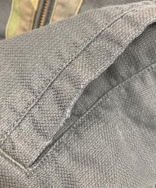 55DSL（フィフテーファイブディーエスエル）55DSL (フィフテーファイブディーエスエル) ジップブルゾン ブラック×カーキ サイズ:SIZE Sの古着・服飾アイテム