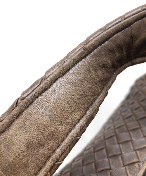 BOTTEGA VENETA（ボッテガベネタ）BOTTEGA VENETA (ボッテガベネタ) イントレチャートセミショルダーバッグ ブラウンの古着・服飾アイテム