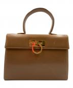 Salvatore Ferragamoサルヴァトーレ フェラガモ）の古着「トップハンドル2WAYバッグ」｜ベージュ