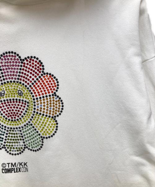 Complex con（コンプレックス コン）Complex con (コンプレックス コン) TAKASHI MURAKAMI (タカシ ムラカミ) SWAROVSKI CRYSTAL FLOWER HOODIE ホワイト サイズ:XLARGEの古着・服飾アイテム