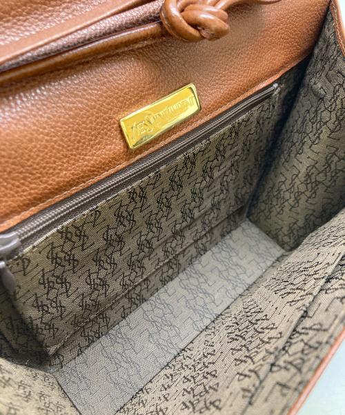 Yves Saint Laurent（イヴサンローラン）Yves Saint Laurent (イヴサンローラン) トライアングルロゴプレートショルダーバッグ ブラウンの古着・服飾アイテム