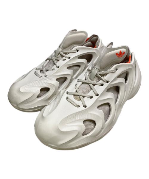 adidas（アディダス）adidas (アディダス) スニーカー AdiFOM Q ホワイト サイズ:US 9の古着・服飾アイテム
