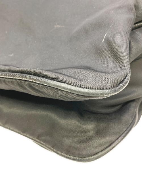 PRADA（プラダ）PRADA (プラダ) ナイロンショルダーバッグ ブラックの古着・服飾アイテム