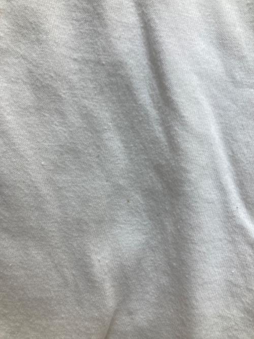 PLAY COMME des GARCONS（プレイコムデギャルソン）PLAY COMME des GARCONS (プレイコムデギャルソン) ハートロゴTシャツ ホワイト×ネイビー サイズ:Mの古着・服飾アイテム
