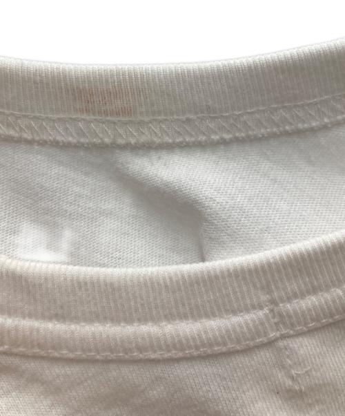 PLAY COMME des GARCONS（プレイコムデギャルソン）PLAY COMME des GARCONS (プレイコムデギャルソン) ハートロゴTシャツ ホワイト×ネイビー サイズ:Mの古着・服飾アイテム