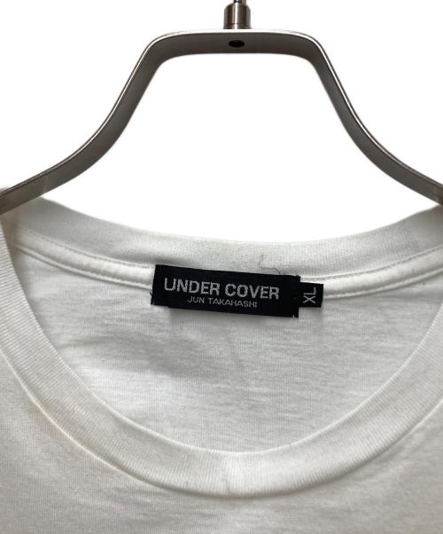 UNDERCOVER（アンダーカバー）UNDERCOVER (アンダーカバー) UロゴプリントTシャツ ホワイト サイズ:XLの古着・服飾アイテム