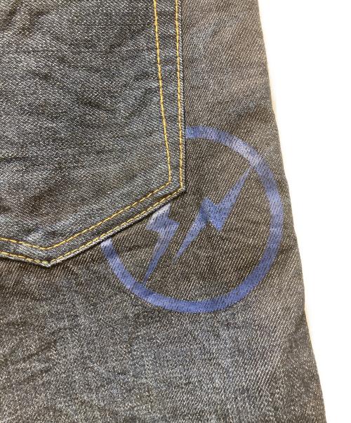 DENIM BY VANQUISH&FRAGMENT（デニムバイヴァンキッシュ&フラグメント）DENIM BY VANQUISH&FRAGMENT (デニムバイヴァンキッシュ&フラグメント) デニムパンツ ネイビー サイズ:36の古着・服飾アイテム