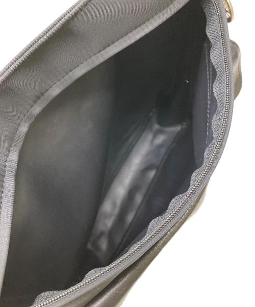 LONGCHAMP（ロンシャン）LONGCHAMP (ロンシャン) レザーフラップナイロンショルダーバッグ ブラックの古着・服飾アイテム