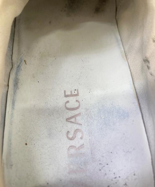 VERSACE（ヴェルサーチェ）VERSACE (ヴェルサーチェ) スニーカー ブラック×ホワイト サイズ:40の古着・服飾アイテム