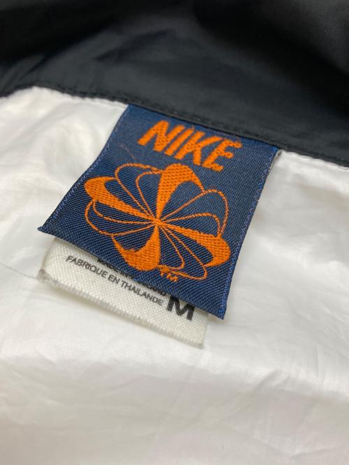 NIKE（ナイキ）NIKE (ナイキ) ナイロンジャケット ブラック×ホワイト サイズ:Mの古着・服飾アイテム