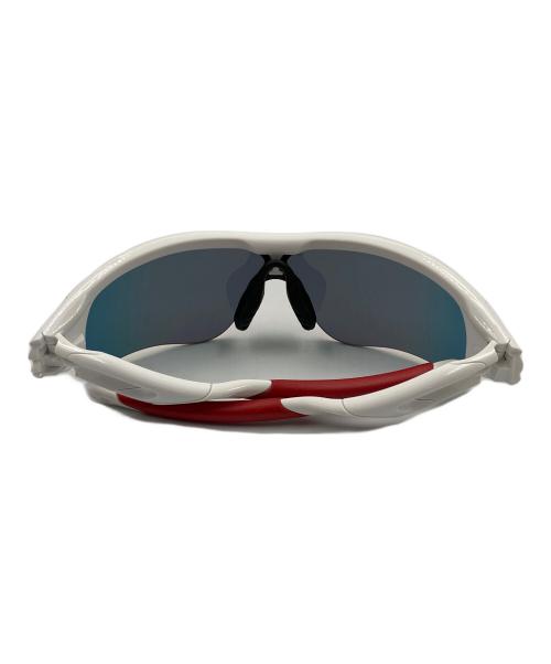OAKLEY（オークリー）OAKLEY (オークリー) サングラス ホワイトの古着・服飾アイテム