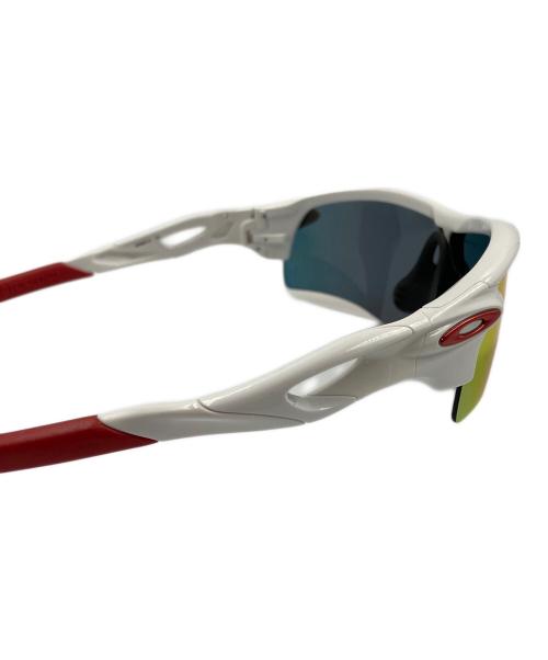 OAKLEY（オークリー）OAKLEY (オークリー) サングラス ホワイトの古着・服飾アイテム