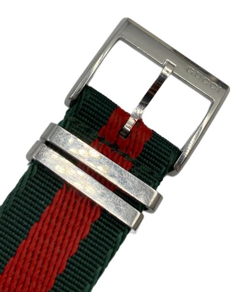 GUCCI（グッチ）GUCCI (グッチ) 腕時計 Gタイムレス グリーン×レッドの古着・服飾アイテム