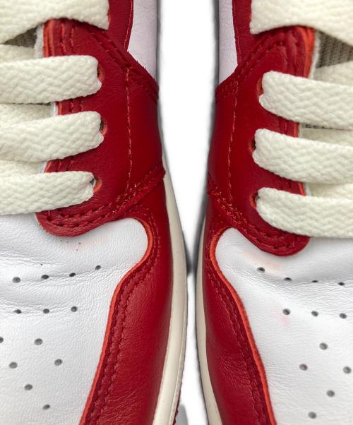 NIKE（ナイキ）NIKE (ナイキ) WMNS AIR JORDAN 1 RETRO HIGH OG レッド×ホワイト サイズ:US10.5の古着・服飾アイテム