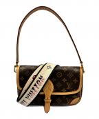 LOUIS VUITTONルイ ヴィトン）の古着「モノグラム ディアヌNM PM」｜ブラウン