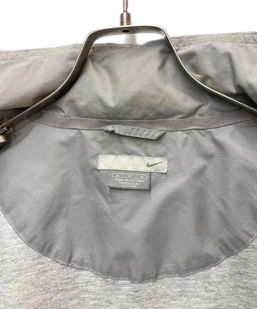 NIKE（ナイキ）NIKE (ナイキ) スタンドカラージャケット グレー サイズ:Mの古着・服飾アイテム