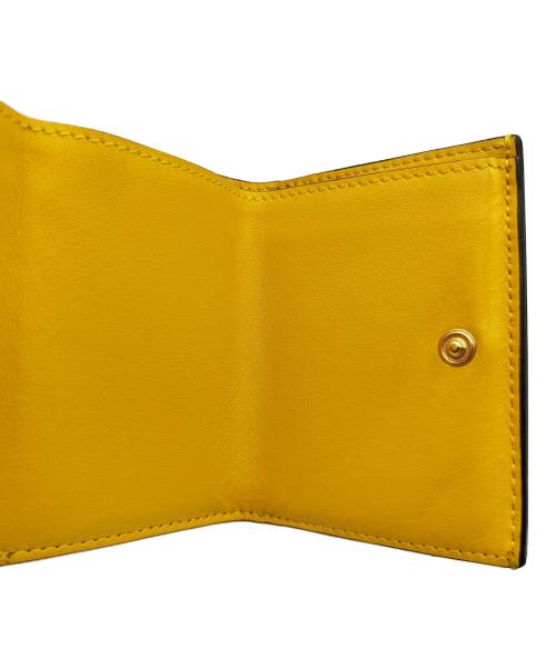 FENDI（フェンディ）FENDI (フェンディ) ROMA MICRO TRIFOLD WALLET イエローの古着・服飾アイテム