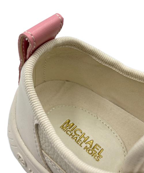 MICHAEL KORS（マイケル・コース）MICHAEL KORS (マイケル・コース) ロゴスニーカー ホワイト×ピンク サイズ:5.5Mの古着・服飾アイテム