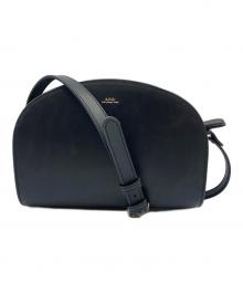 A.P.C.（アーペーセー）の古着「ハーフムーンショルダーバッグ」｜ブラック