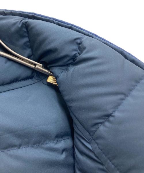 Patagonia（パタゴニア）Patagonia (パタゴニア) Reversible Bivy Down Vest ベージュ×ネイビー サイズ:Mの古着・服飾アイテム