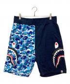 A BATHING APEア ベイシング エイプ）の古着「ショートパンツ ABC CAMO SIDE SHARK」｜ネイビー