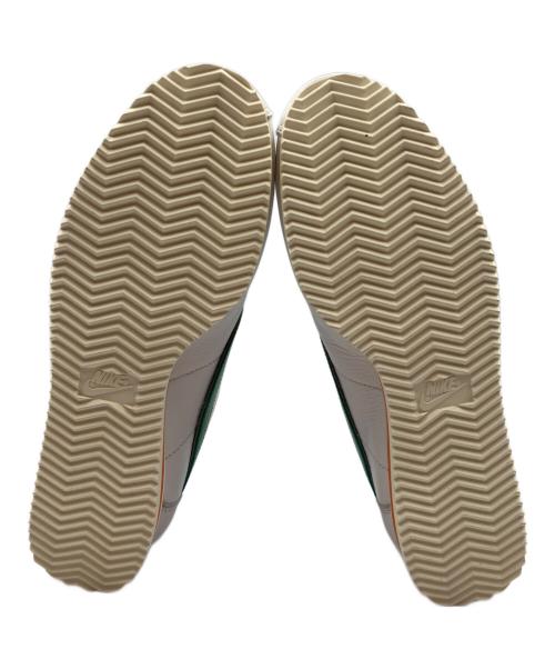 NIKE（ナイキ）NIKE (ナイキ) CLASSIC CORTEZ QS HH　スニーカー ホワイト×グリーン サイズ:SIZE27.5の古着・服飾アイテム