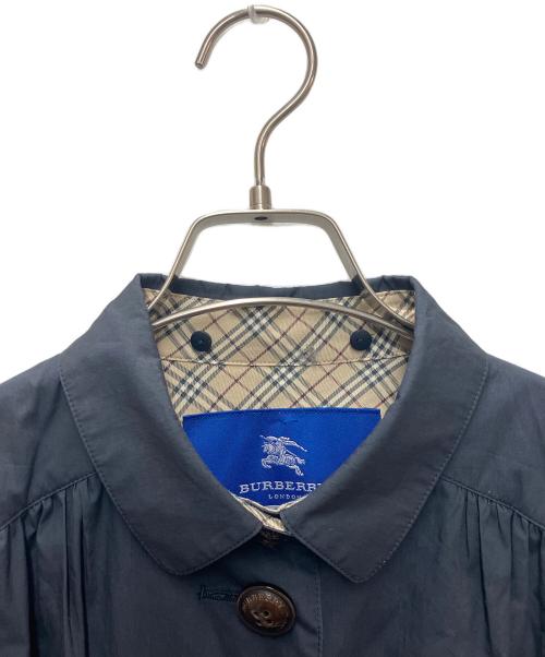 BURBERRY BLUE LABEL（バーバリー ブルー レーベル）BURBERRY BLUE LABEL (バーバリー ブルー レーベル) コート ネイビー サイズ:38の古着・服飾アイテム