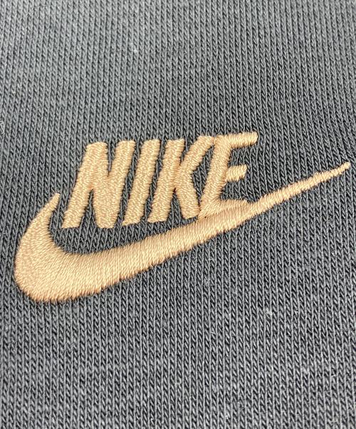 NIKE（ナイキ）NIKE (ナイキ) ワンポイント刺繍スウェット ブラック サイズ:42の古着・服飾アイテム