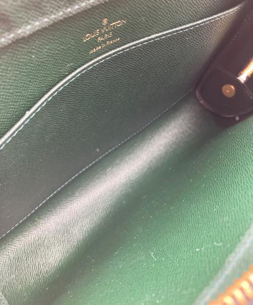 LOUIS VUITTON（ルイ ヴィトン）LOUIS VUITTON (ルイ ヴィトン) バイカル タイガ モスグリーンの古着・服飾アイテム