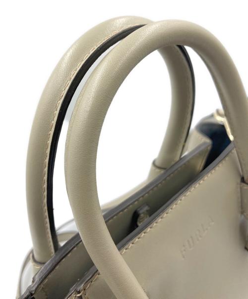 FURLA（フルラ）FURLA (フルラ) 2WAYバッグ カーキの古着・服飾アイテム