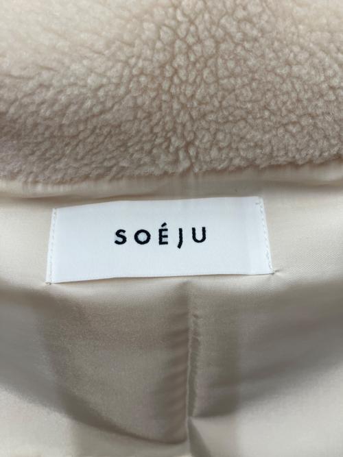 SOEJU（ソージュ）SOEJU (ソージュ) ウール ボア ケープ アイボリー サイズ:SIZE 不明の古着・服飾アイテム
