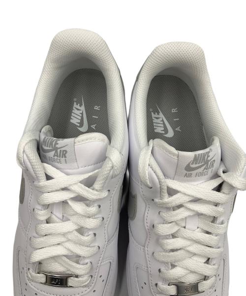 NIKE（ナイキ）NIKE (ナイキ) NIKE AIR FORCE  1 '07(ナイキ エア フォース 1 '07) ホワイト サイズ:US8.5 未使用品の古着・服飾アイテム